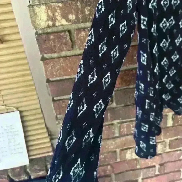 PPLA navy blue and white button up blouse size small - Picture 6 of 6